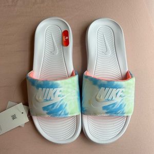 Nike Women Slides